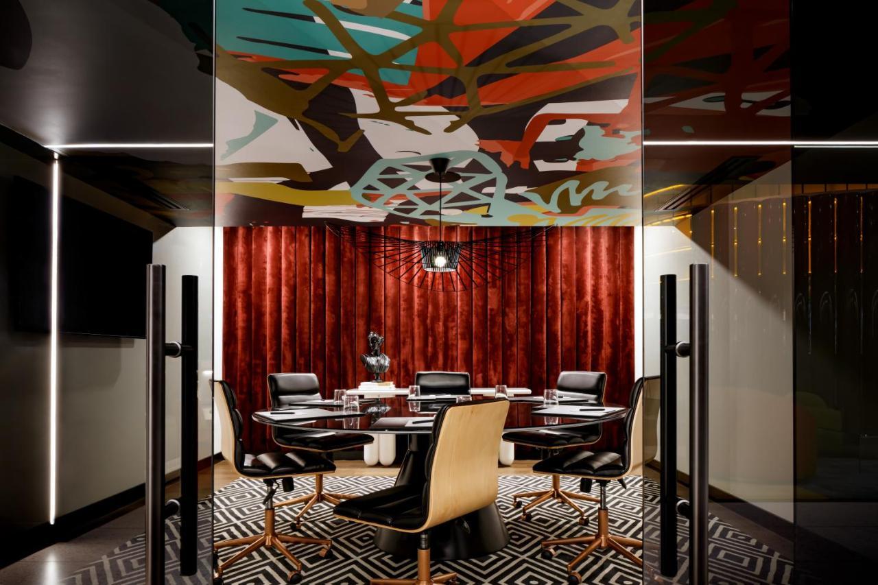 W Toronto Hotel Eksteriør billede