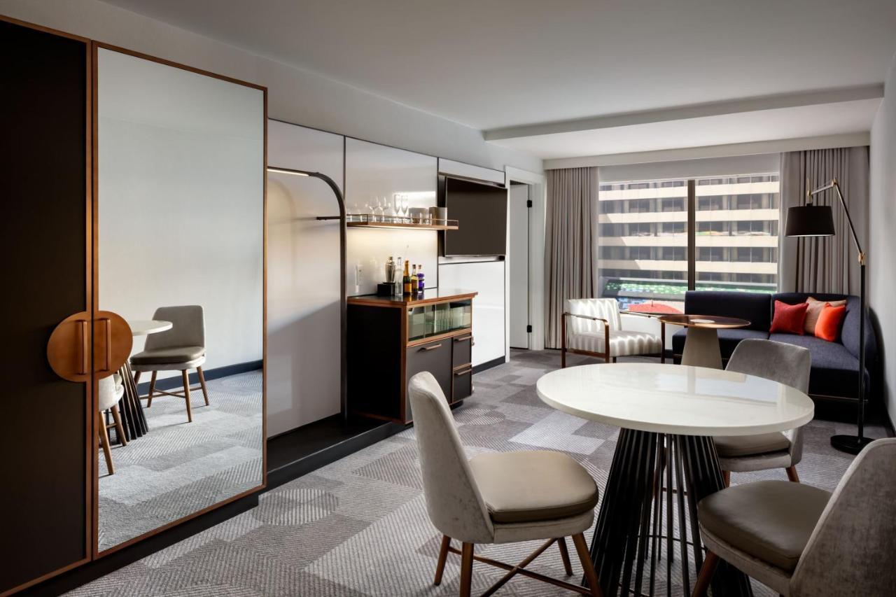 W Toronto Hotel Eksteriør billede